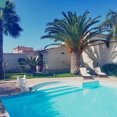 Casa In Con Piscina!